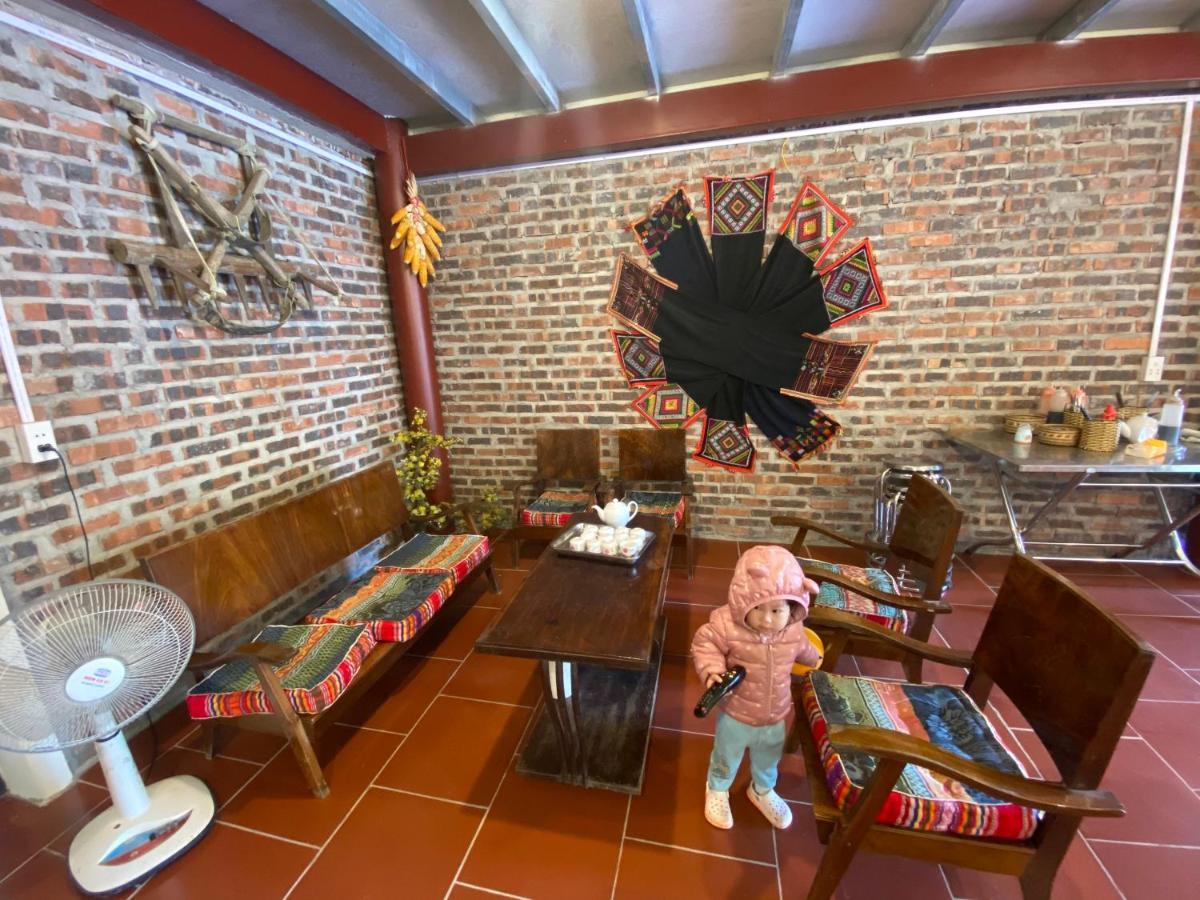 Milk Milk Homestay Yen Minh Esterno foto