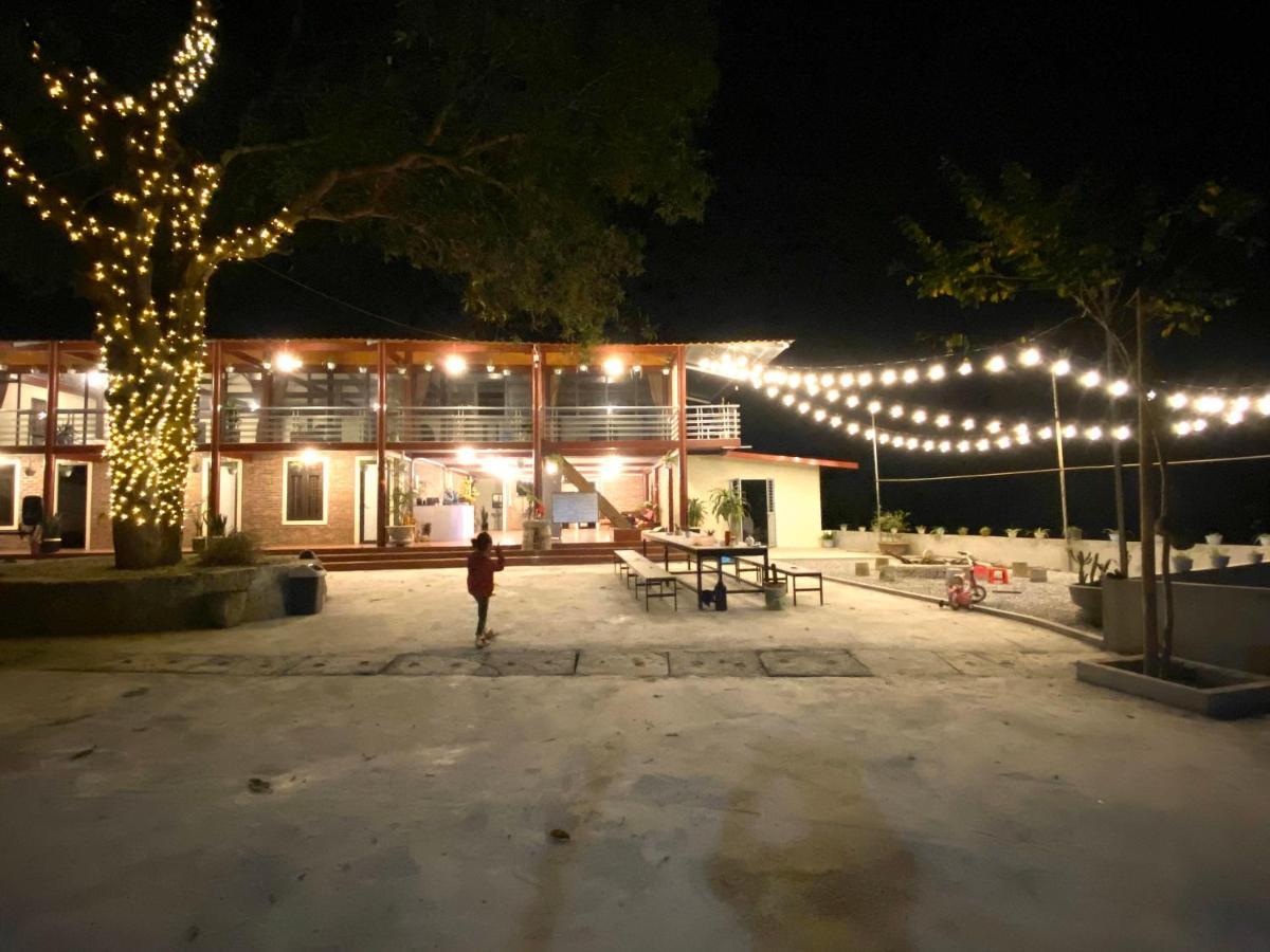 Milk Milk Homestay Yen Minh Esterno foto